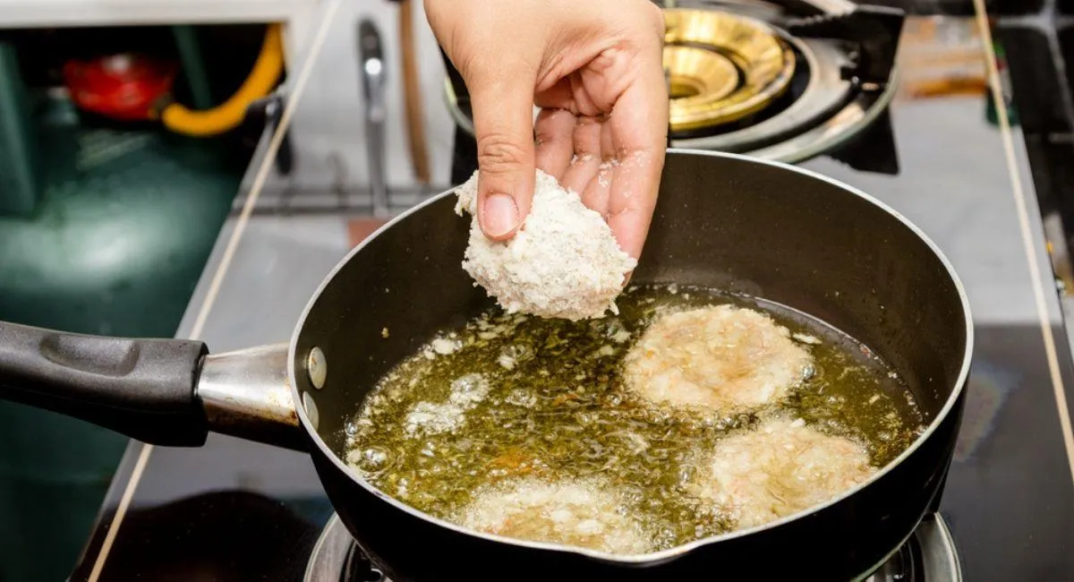 Convertir aceite vegetal usado en biocombustible ya es una realidad local. Foto: Shutterstock.